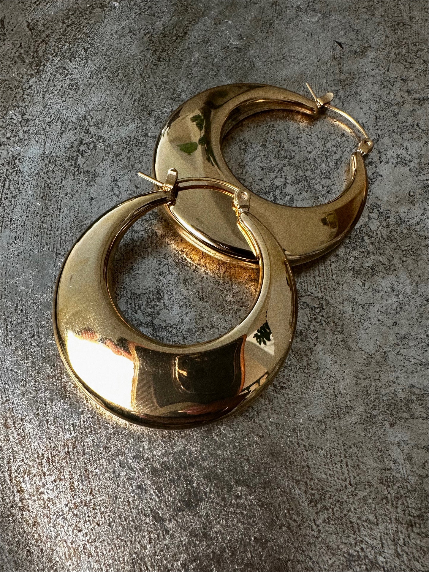 Sol Hoops